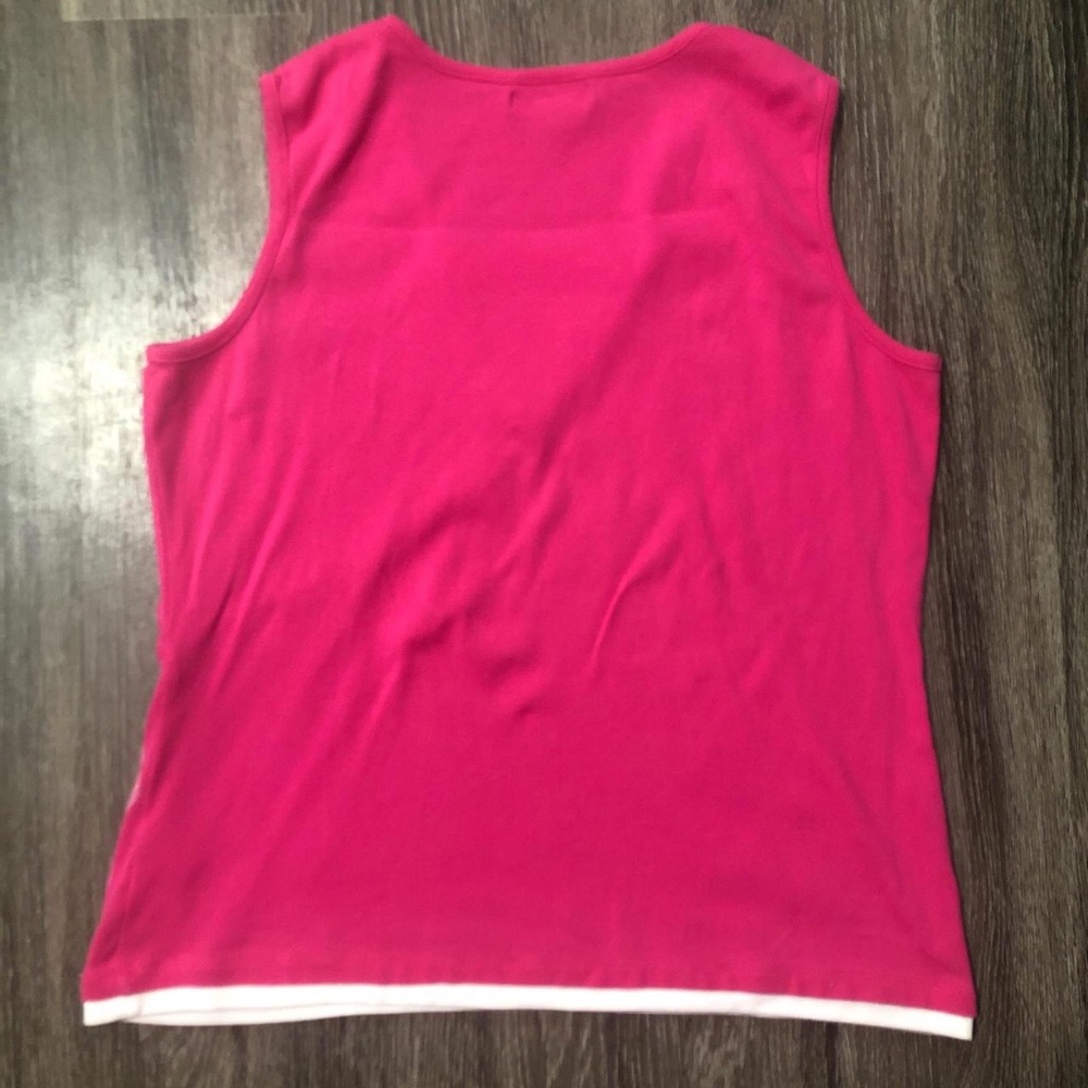 “Carolyn Taylor” Pink tank top with a V-neckline and hibiscus flower details - Picture 7 of 7